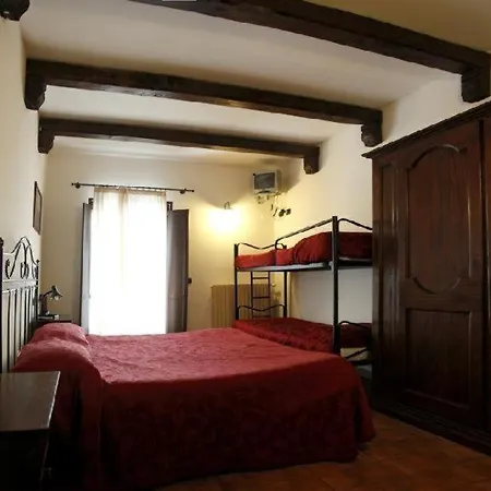 Maneggio Vallecupa * Пескассероли