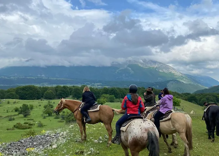 Maneggio Vallecupa Κατάλυμα σε φάρμα *